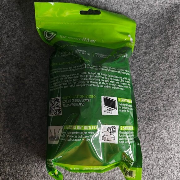 Greenlite 5 Outlet Smart Power Strip – Surge Protector Wall Mounted - Picture 2 of 2